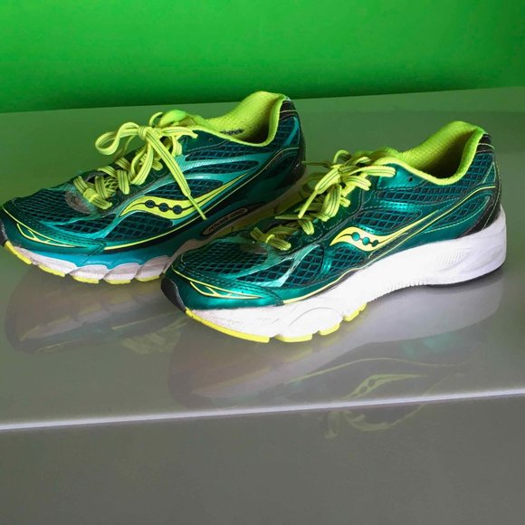 Saucony Running Shoes - Picture 3 of 7